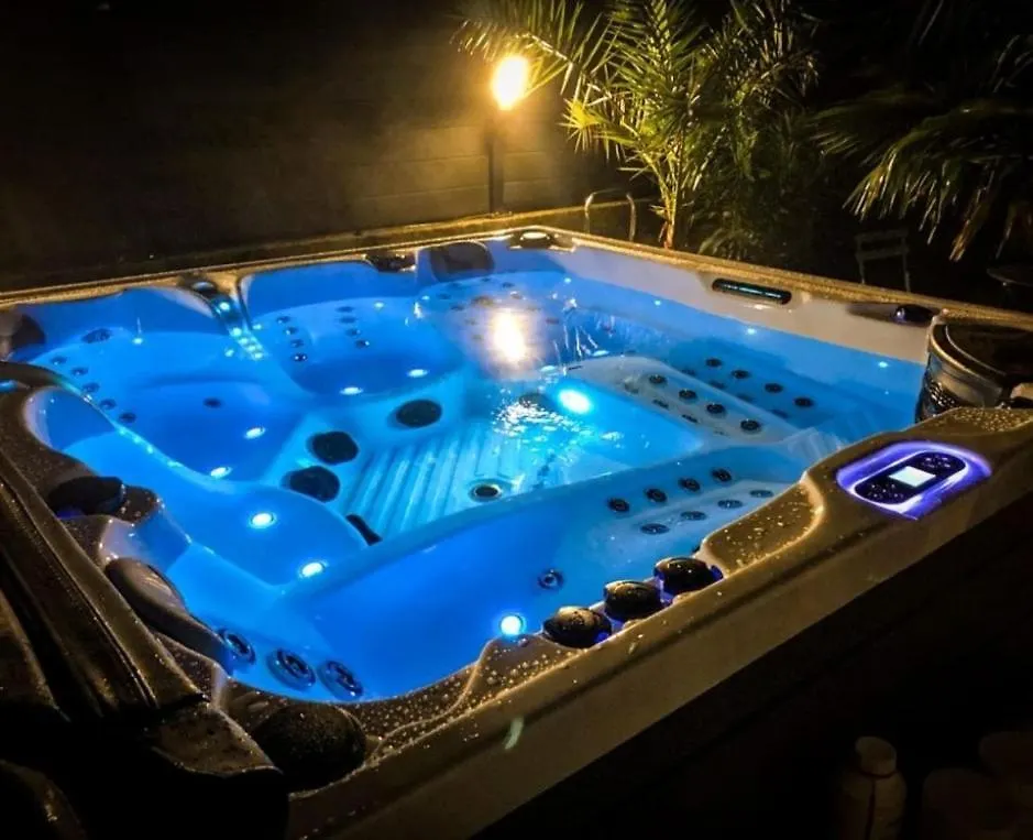 Villa Bella Avec Piscine Et Jacuzzi Saint-Fons